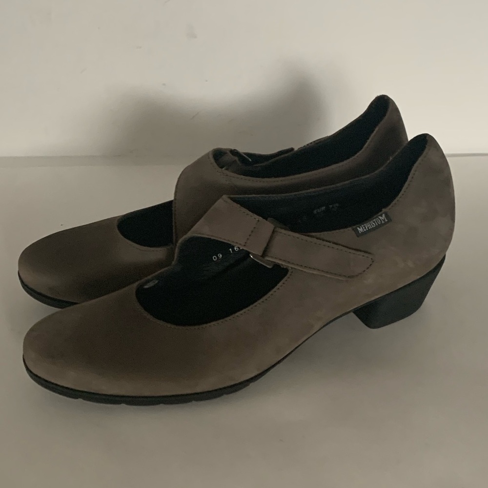 Mephisto Jenyfer Grey-Women’s size 10